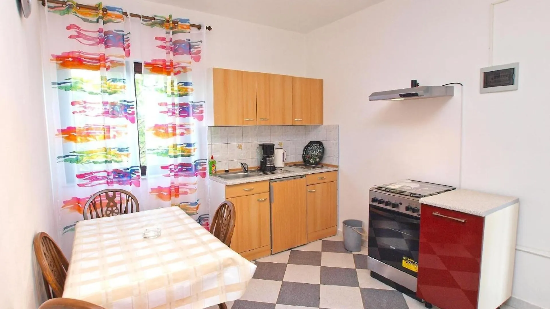 Ferienwohnung Fuer 4 Personen Ca 40 Qm In Fazana-Surida, Istrien Istrische Riviera Valbandon 0*,